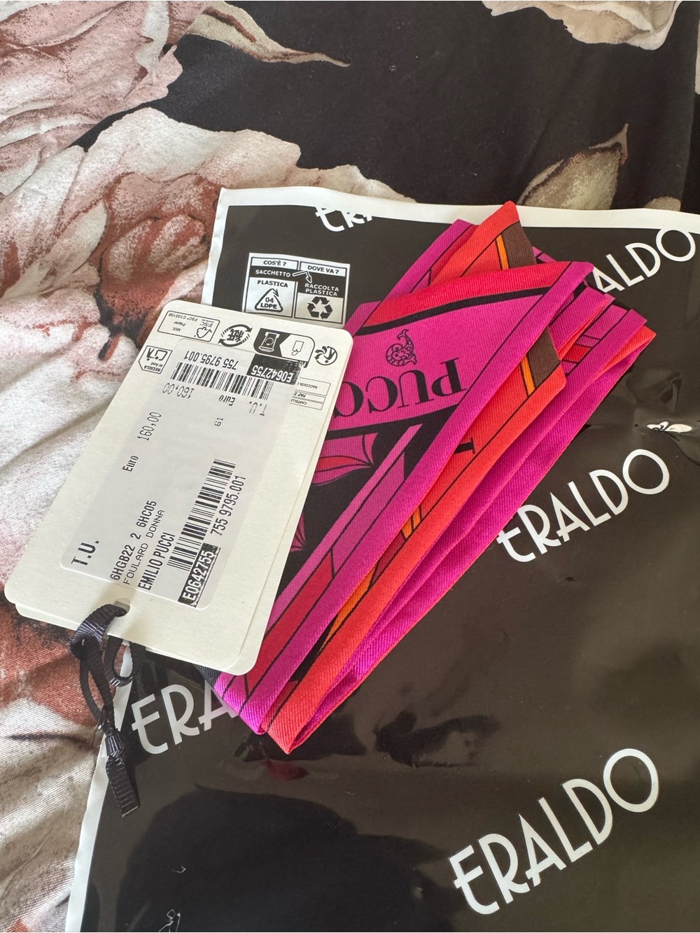 Brand new Pucci twilly